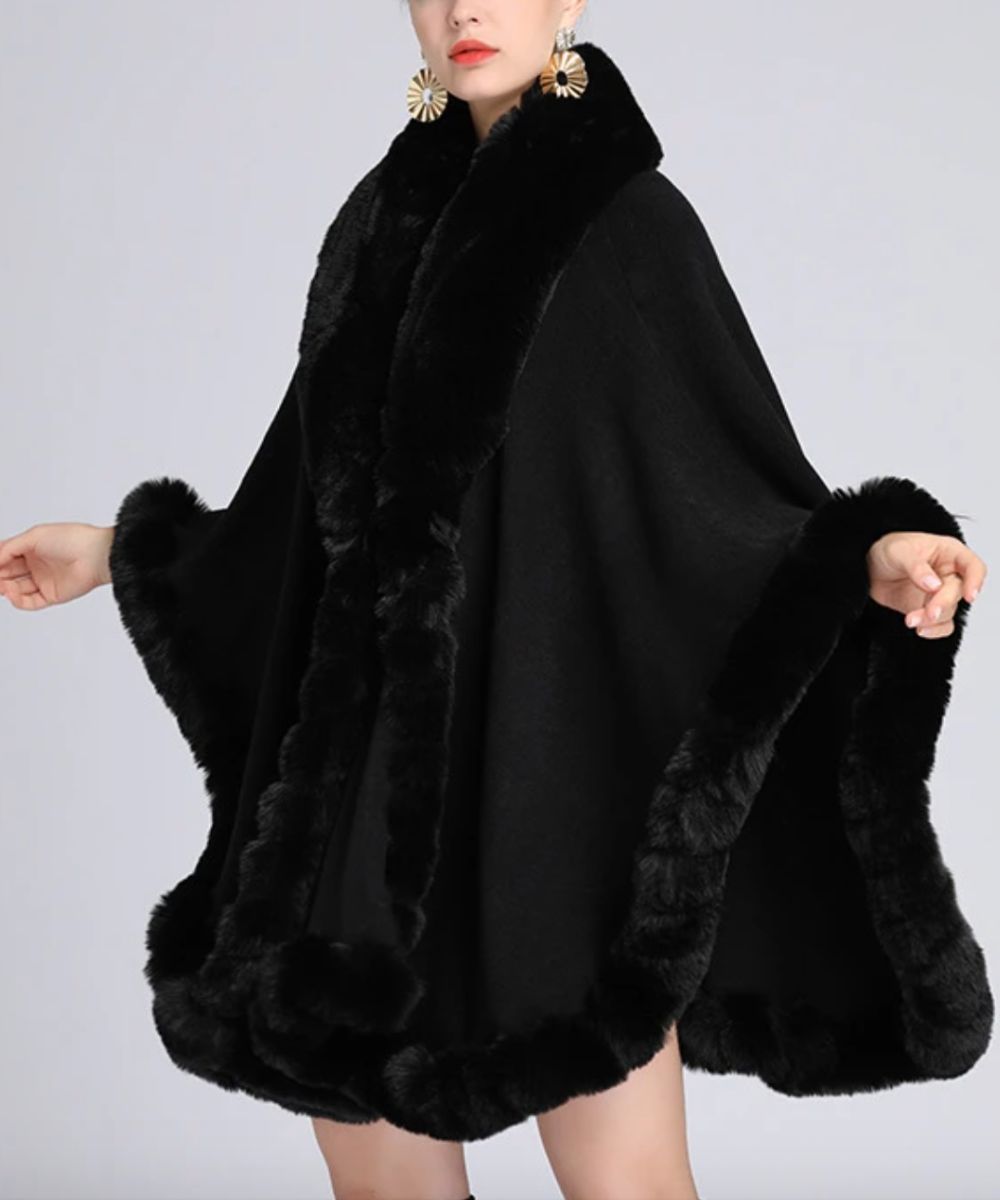 Poncho Noir Fourrure Femme - Planète Poncho