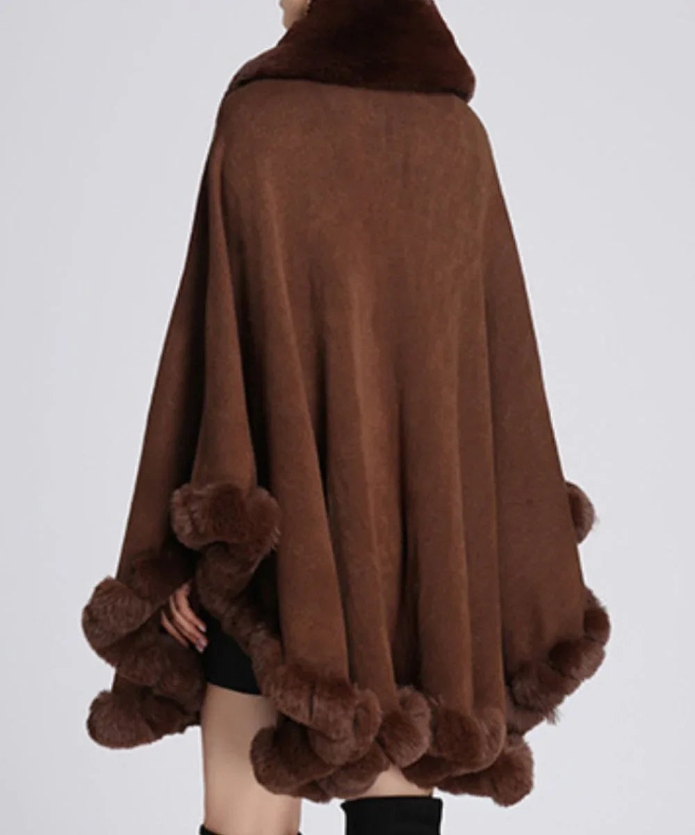 Poncho polaire femme grande taille marron avec col et bordure en fausse fourrure