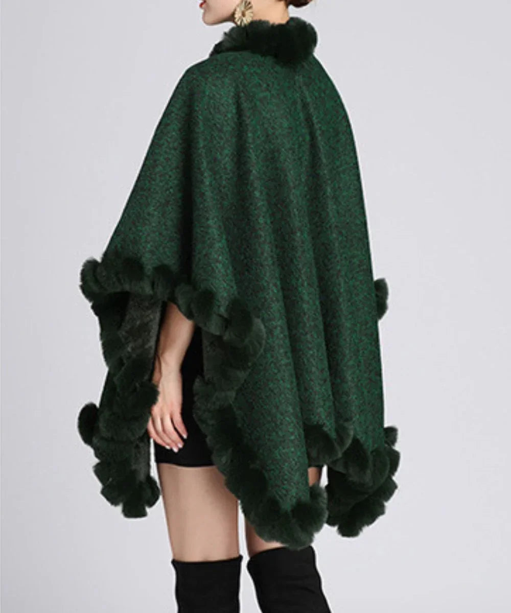 Poncho polaire vert pour femme avec bordure en fausse fourrure, style hivernal élégant