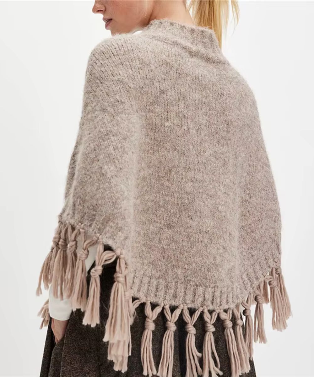 Poncho Court en Tricot à Franges
