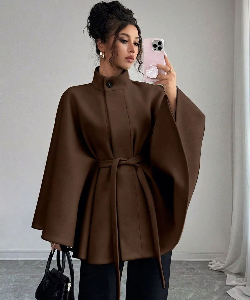 Poncho Ceinturé Ample pour Femme à Bouton