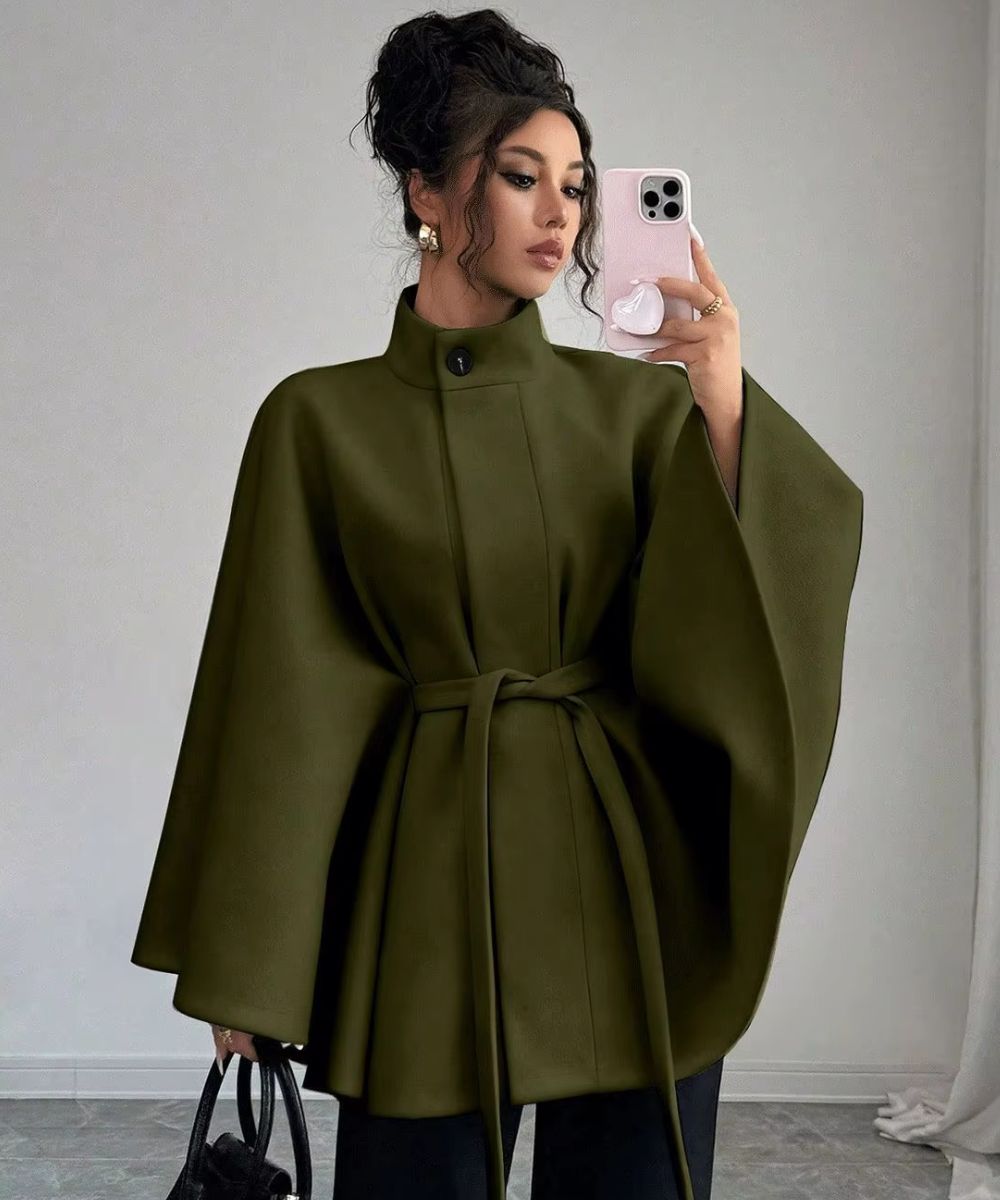 Poncho Ceinturé Ample pour Femme à Bouton