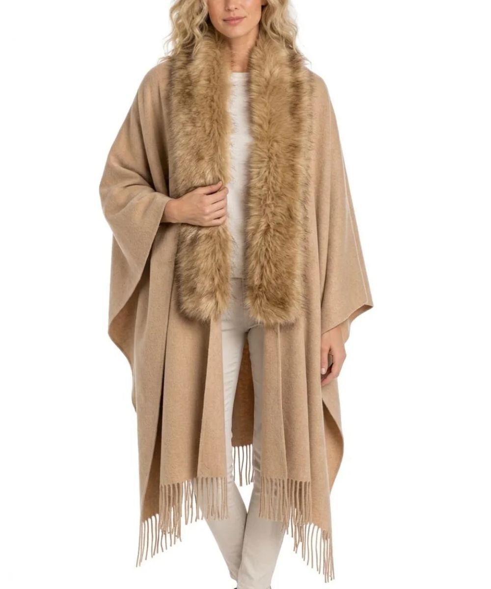 Poncho châle fin beige avec col en fourrure Planète Poncho
