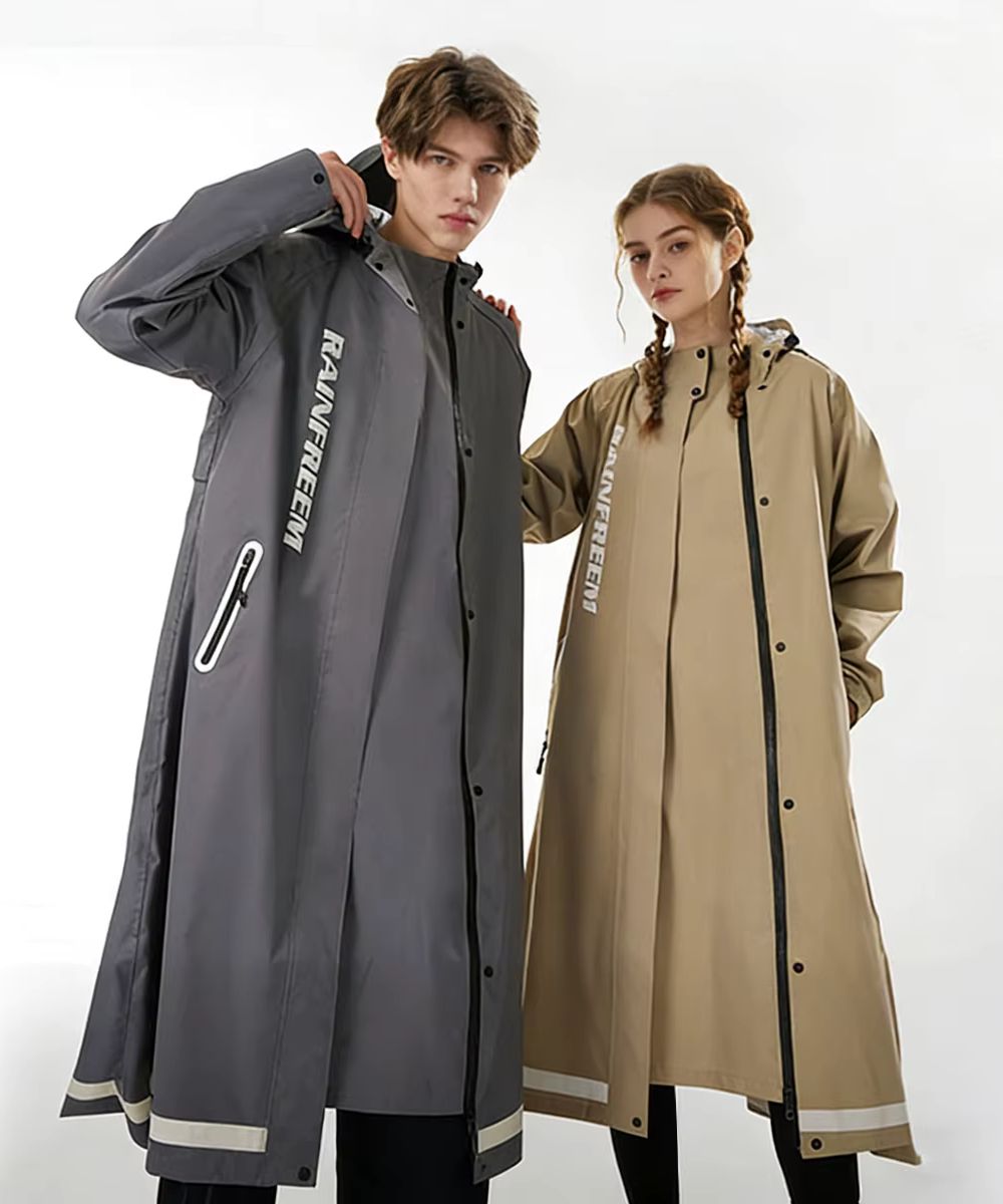 Ponchos imperméables unisexe gris et beige avec logo RAINFREEM, idéaux pour l'été ou l'hiver