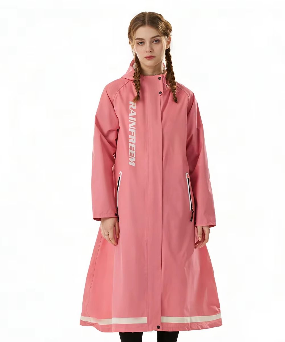 Poncho imperméable rose avec logo RAINFREEM, idéal pour l'été ou l'hiver