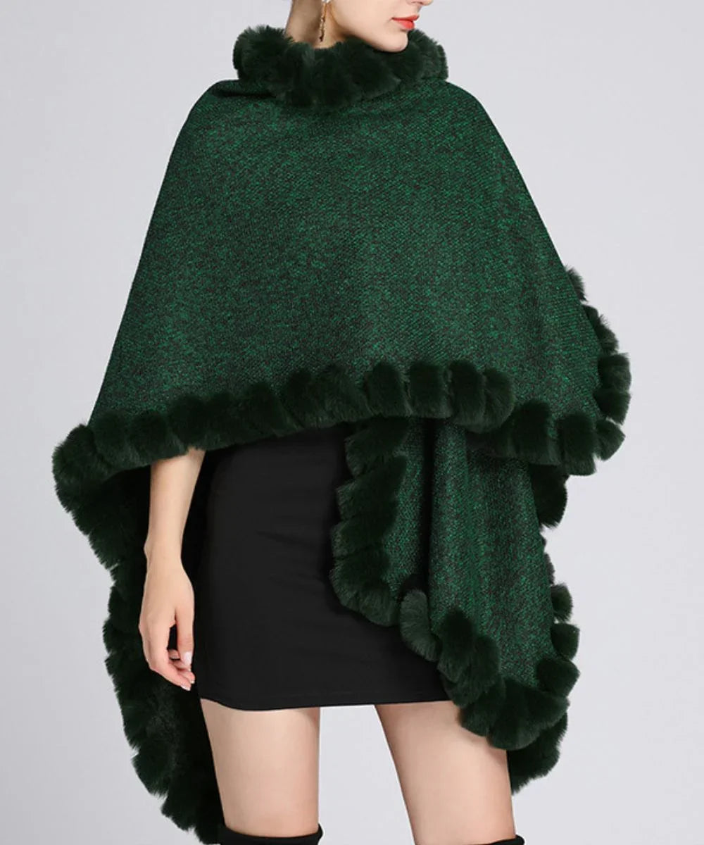 Poncho vert foncé en laine avec bordure en fausse fourrure, élégant et chaud pour l'hiver