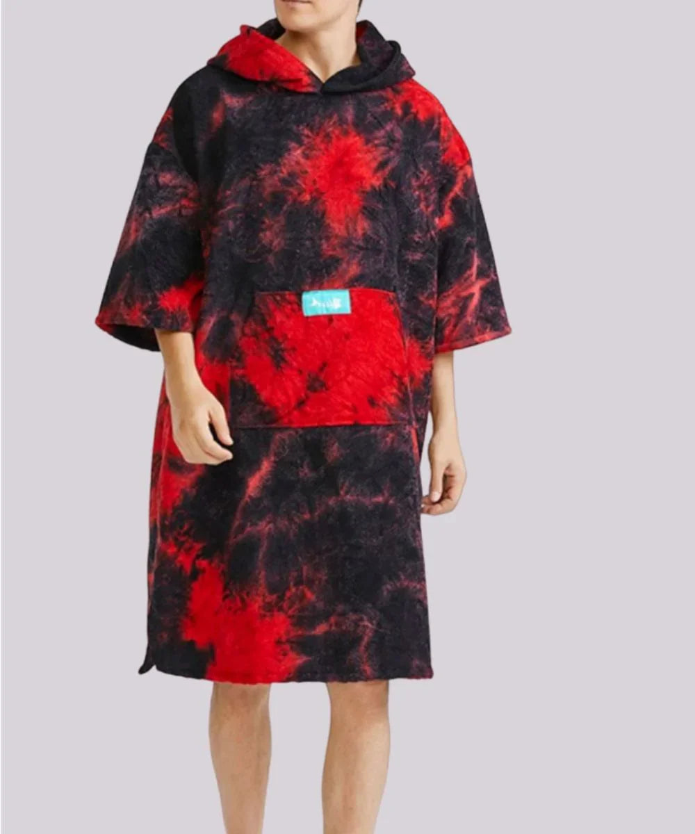 Poncho à capuche rouge et noir tie-dye avec poche avant, idéal pour l'été ou l'hiver